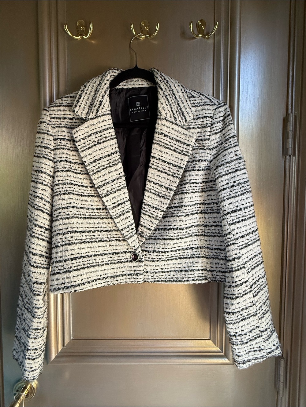 bagatelle Cream and Black Textured Tweed Cropped Blazer